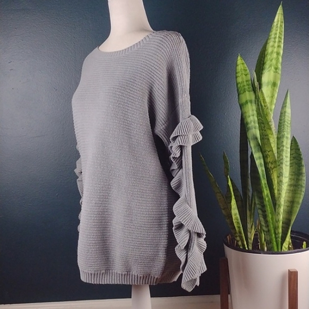 B Sharp Ruffle sleeve sweater - Picture 2 of 4